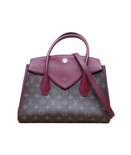 LOUIS VUITTON Сумка через плечо