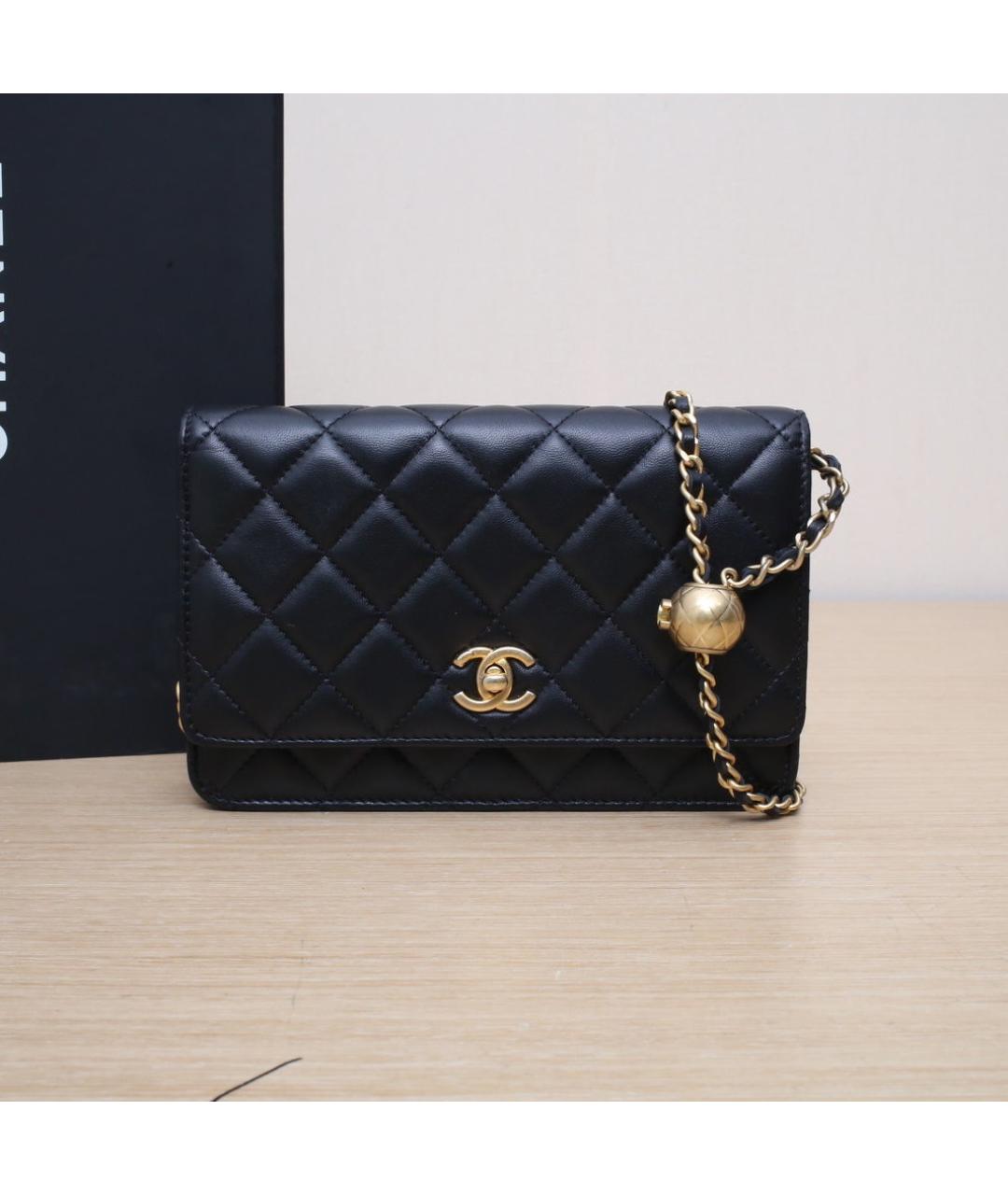 CHANEL Черная кожаная сумка через плечо, фото 2