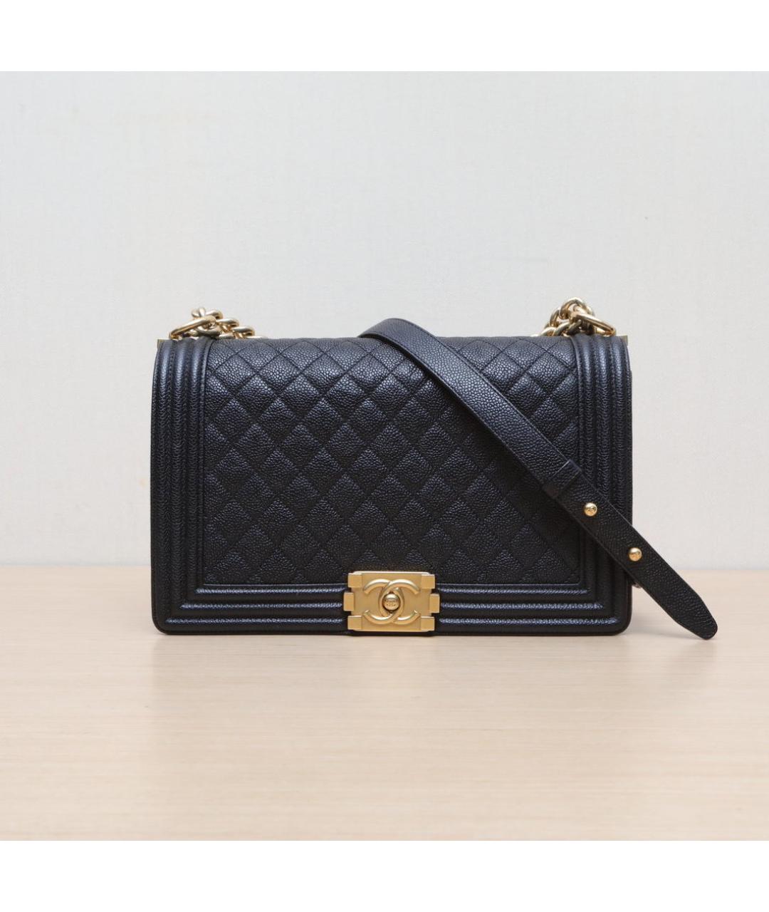 CHANEL Черная кожаная сумка через плечо, фото 3