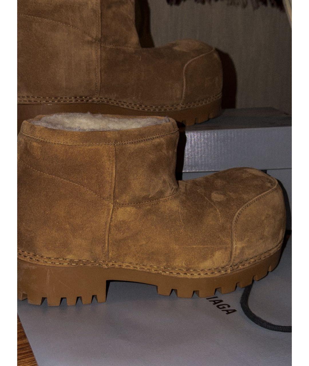 BALENCIAGA Коричневые замшевые ботинки, фото 9