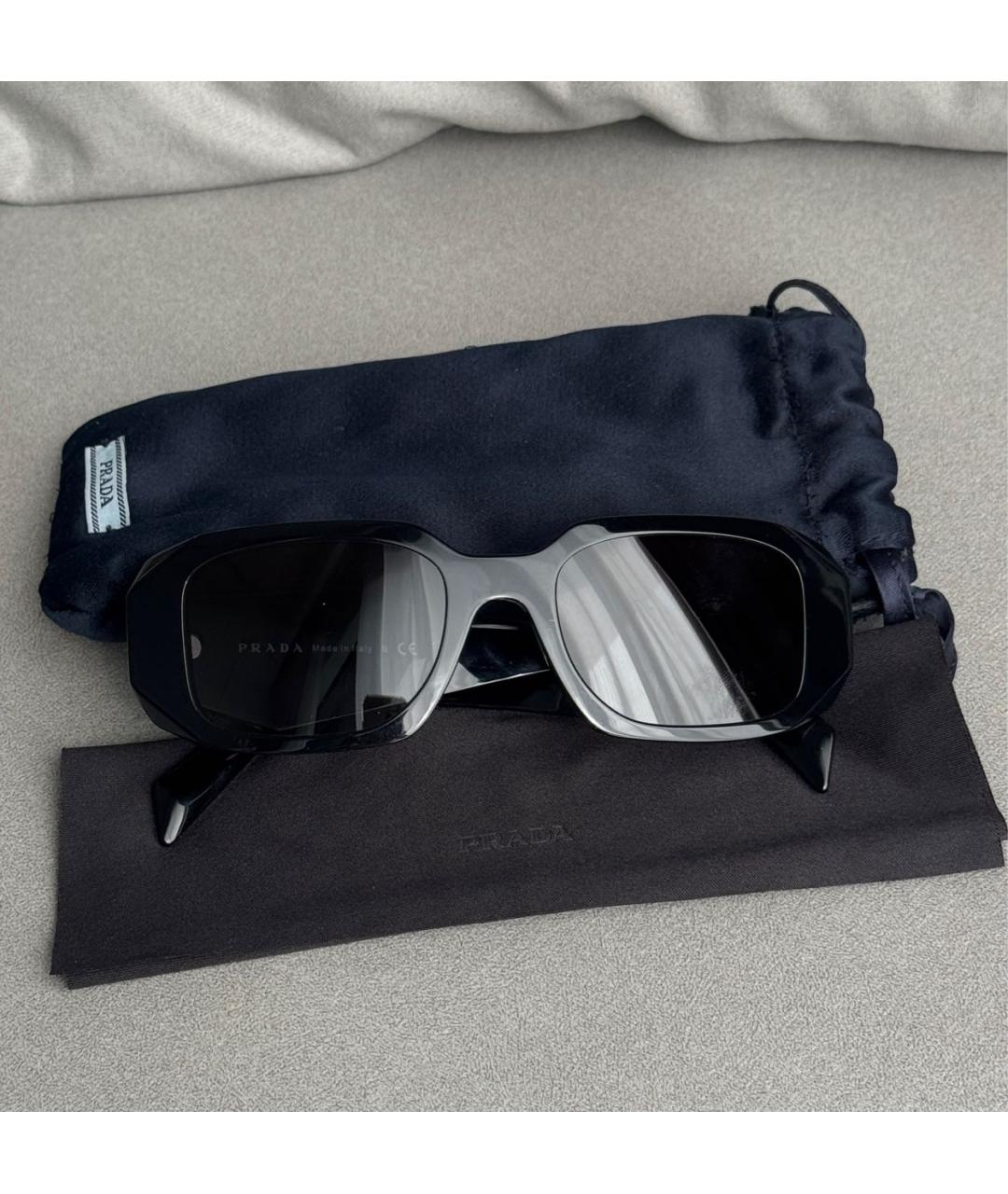 PRADA Черные пластиковые солнцезащитные очки, фото 5