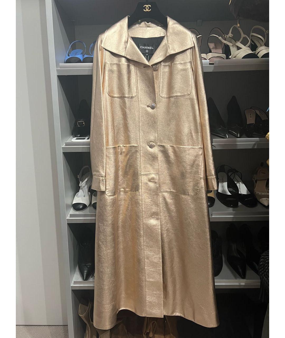 CHANEL Золотой кожаный тренч/плащ, фото 8