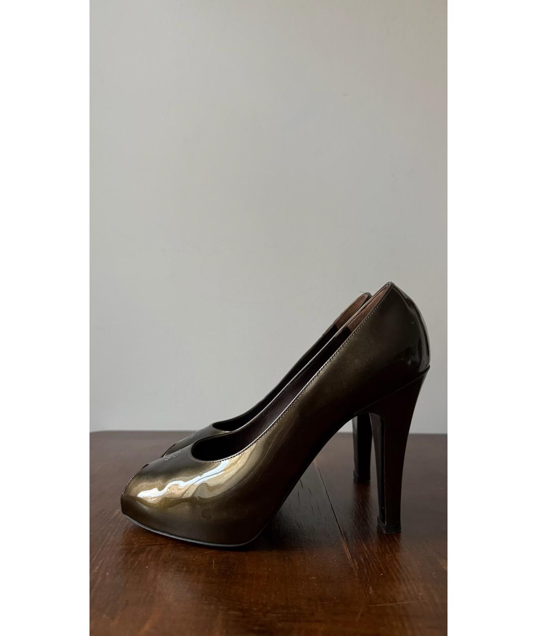 CHANEL Хаки туфли из лакированной кожи, фото 6