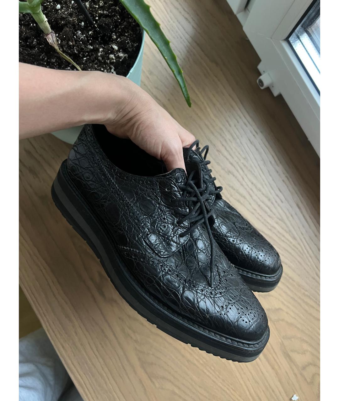 PRADA Черные низкие ботинки из экзотической кожи, фото 2