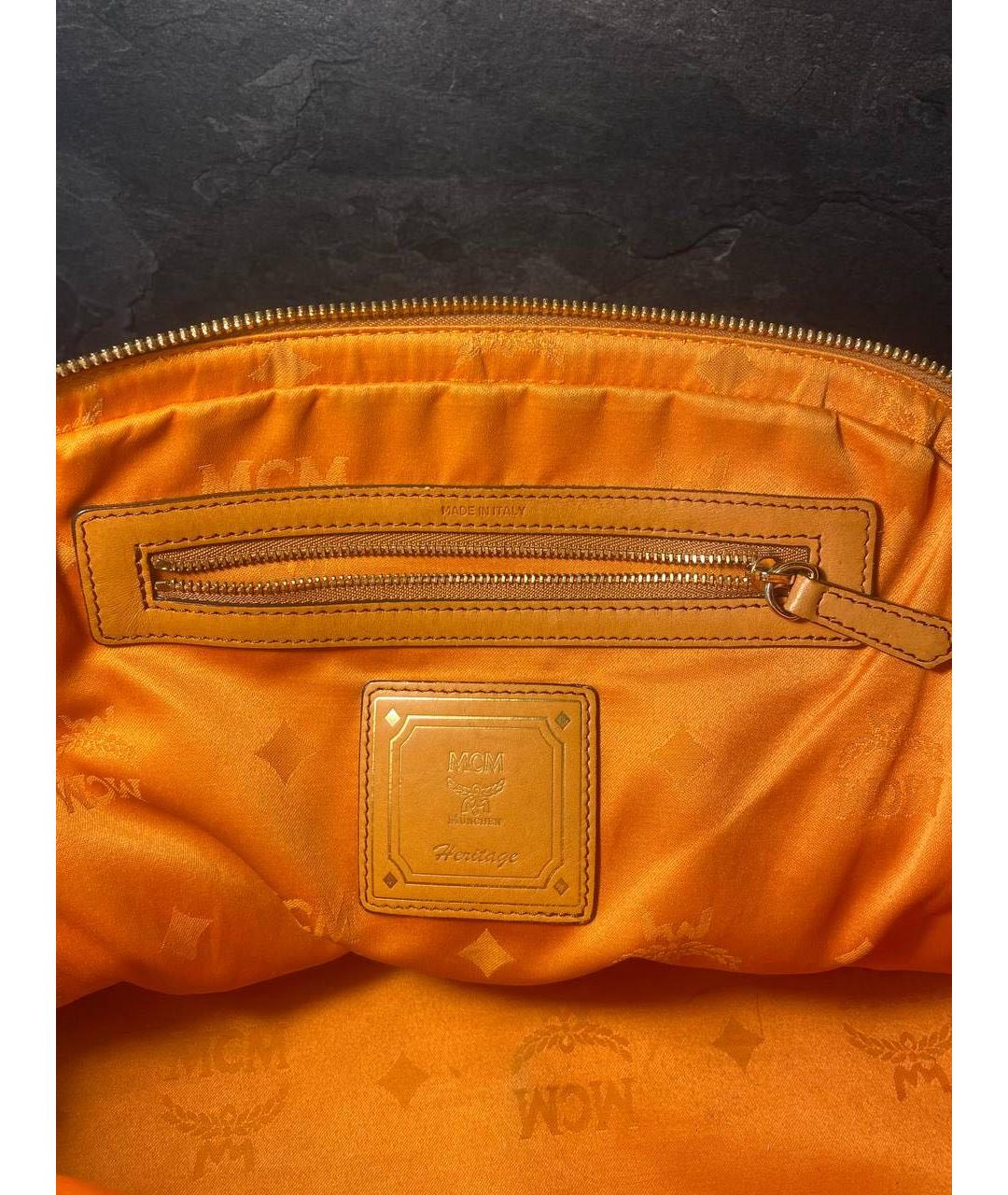 MCM Оранжевая кожаная сумка с короткими ручками, фото 3