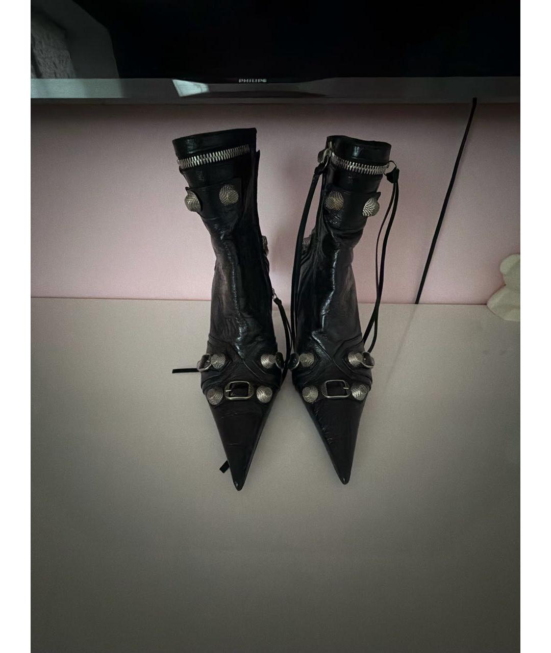 BALENCIAGA Черные кожаные ботильоны, фото 2
