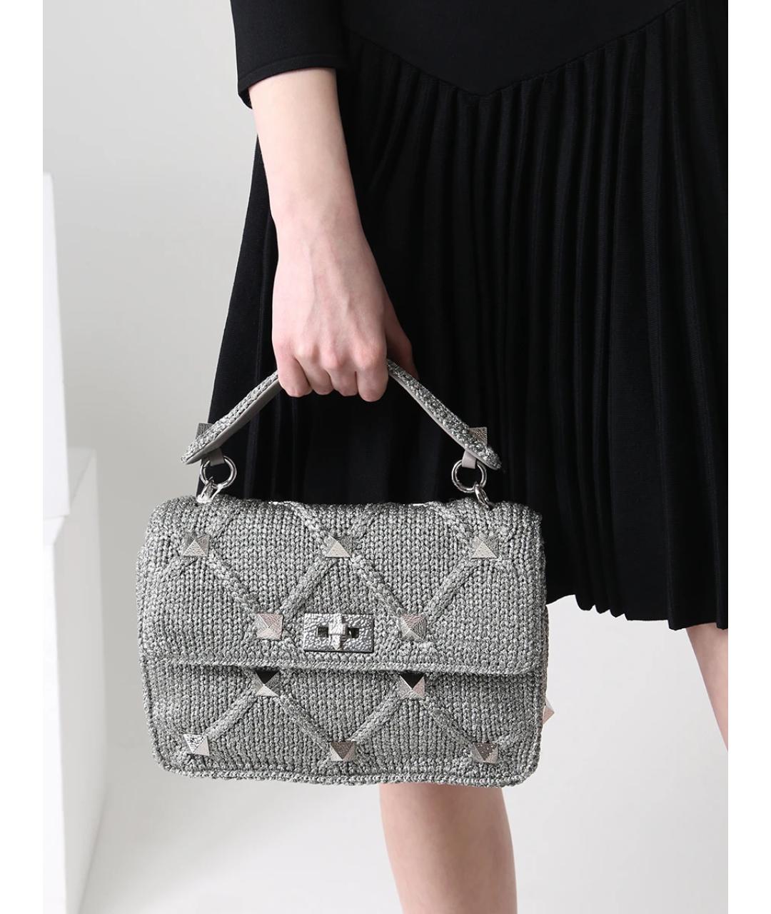 VALENTINO Серебряная тканевая сумка с короткими ручками, фото 3