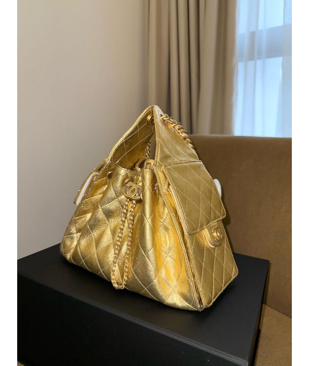 CHANEL Золотая кожаная сумка через плечо, фото 2