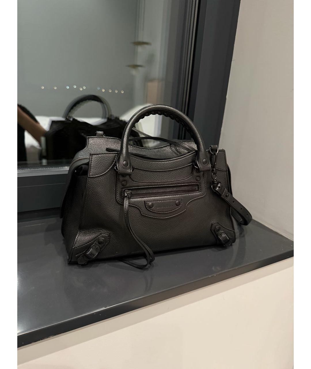 BALENCIAGA Черная кожаная сумка через плечо, фото 2