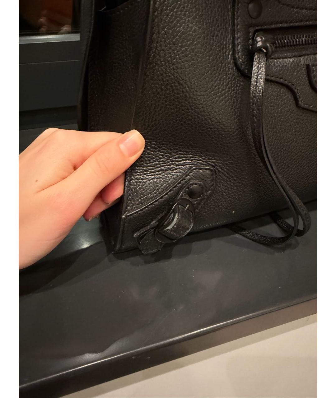 BALENCIAGA Черная кожаная сумка через плечо, фото 3