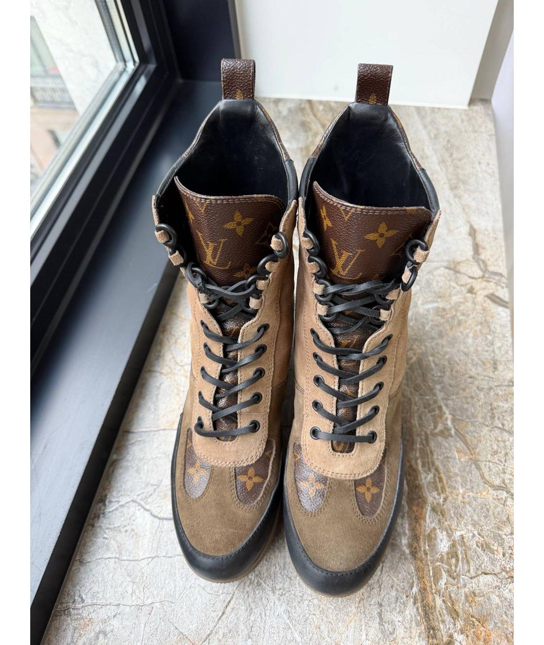 LOUIS VUITTON Коричневые замшевые ботинки, фото 3