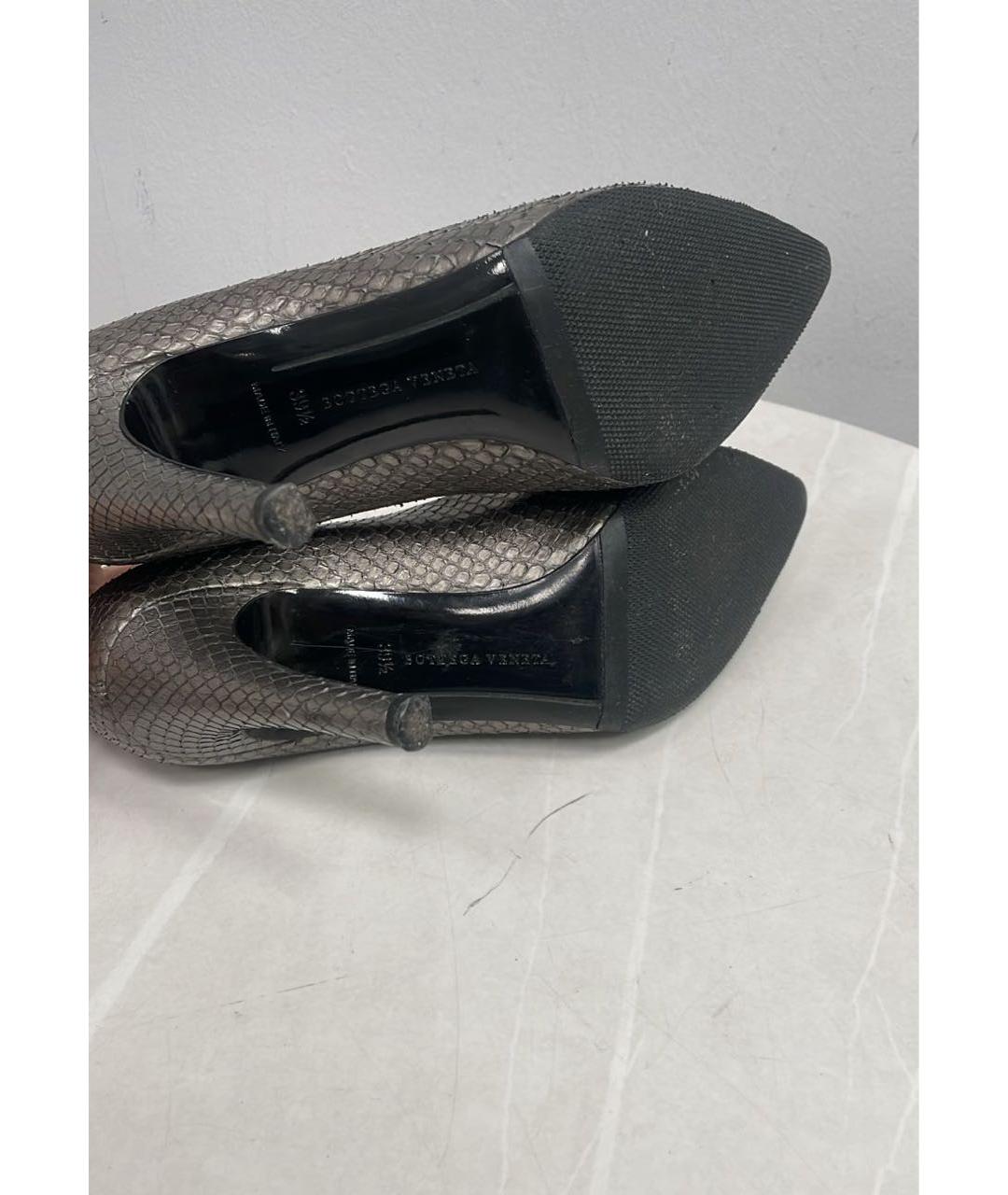 BOTTEGA VENETA Серебряные туфли из экзотической кожи, фото 5
