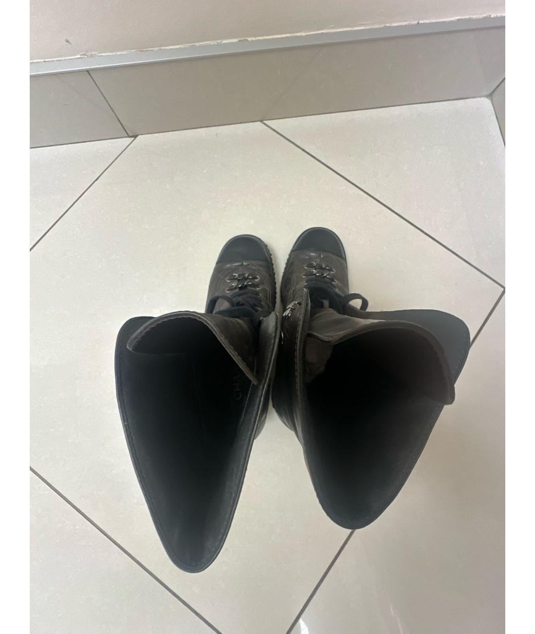 CHANEL Коричневые кожаные ботинки, фото 3