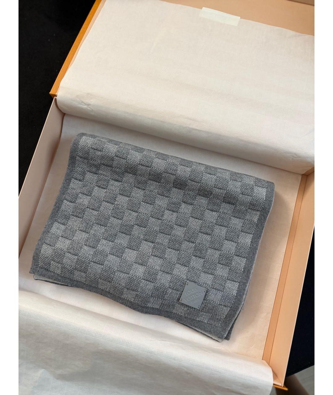 LOUIS VUITTON Серый шерстяной шарф, фото 6