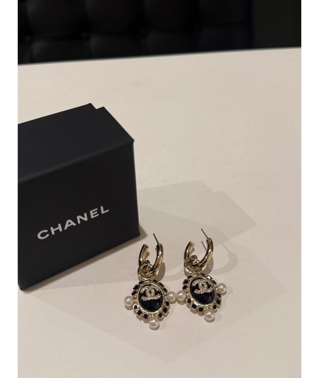CHANEL Золотые металлические серьги, фото 4