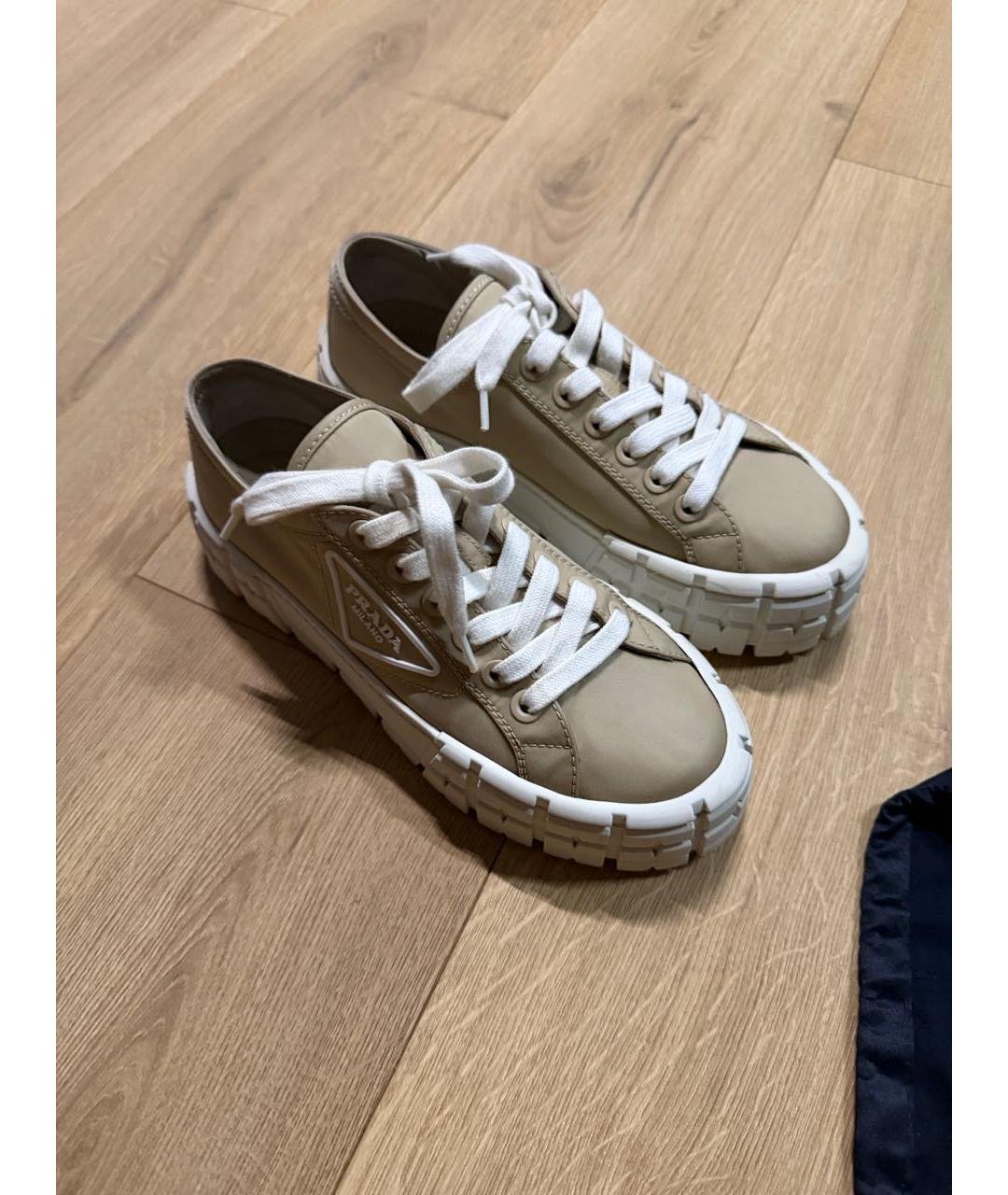 PRADA Бежевые кеды, фото 2