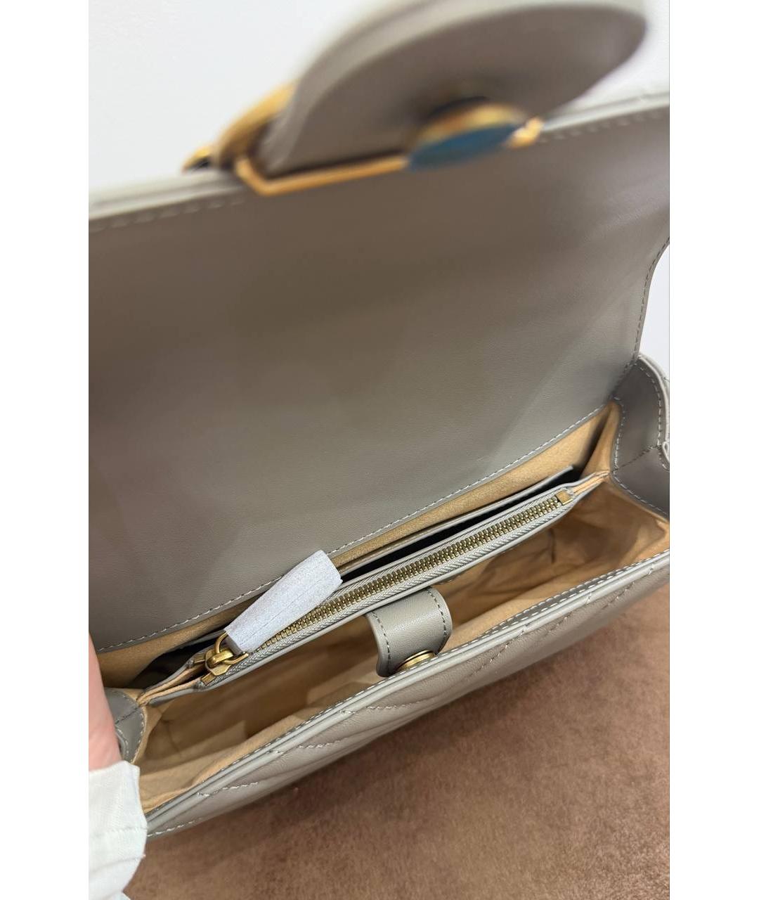 PINKO Серая кожаная сумка с короткими ручками, фото 4