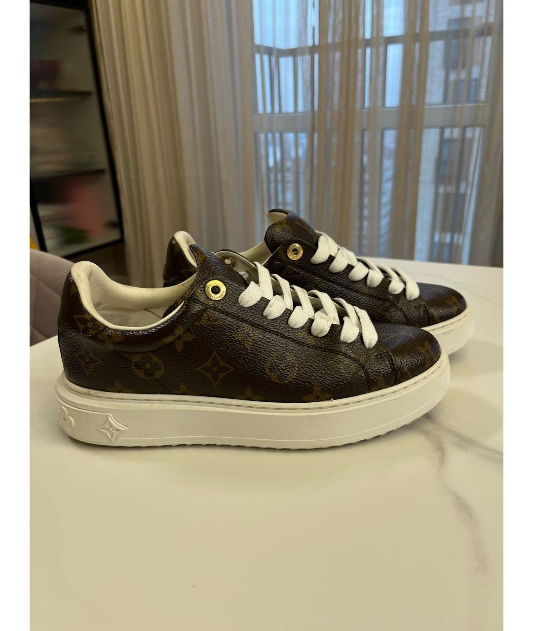 LOUIS VUITTON Коричневые кеды из искусственной кожи, фото 5