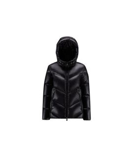 MONCLER Пуховик