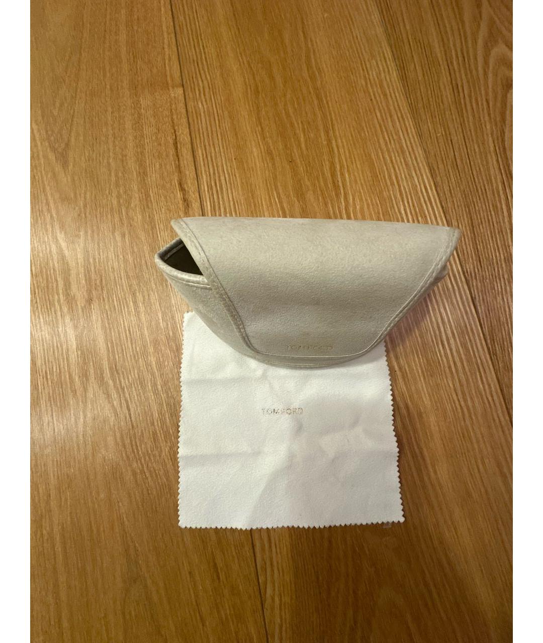 TOM FORD Бежевые пластиковые солнцезащитные очки, фото 4