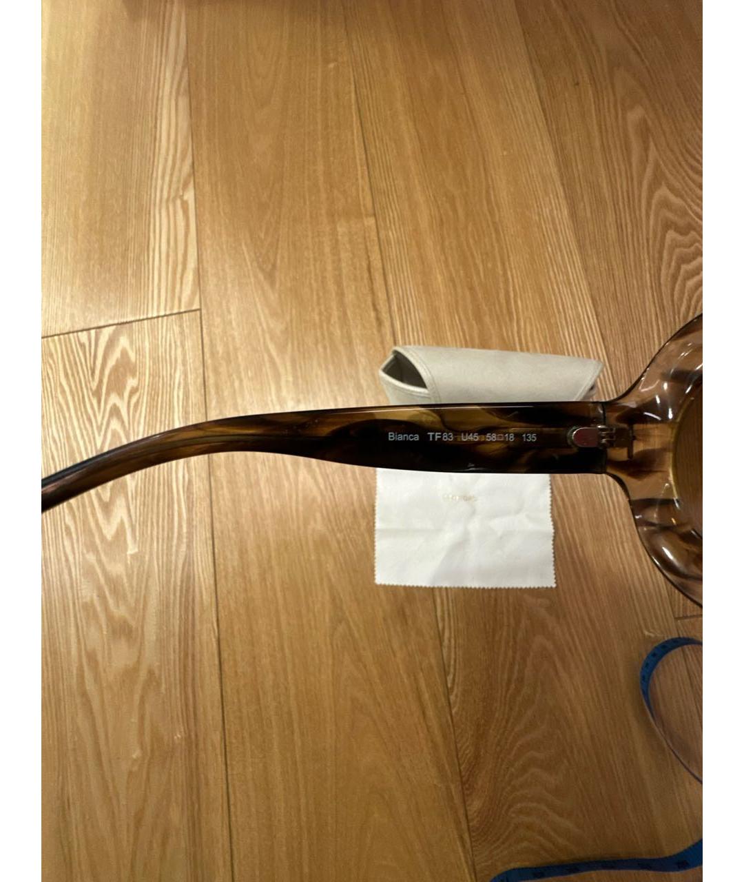 TOM FORD Бежевые пластиковые солнцезащитные очки, фото 6