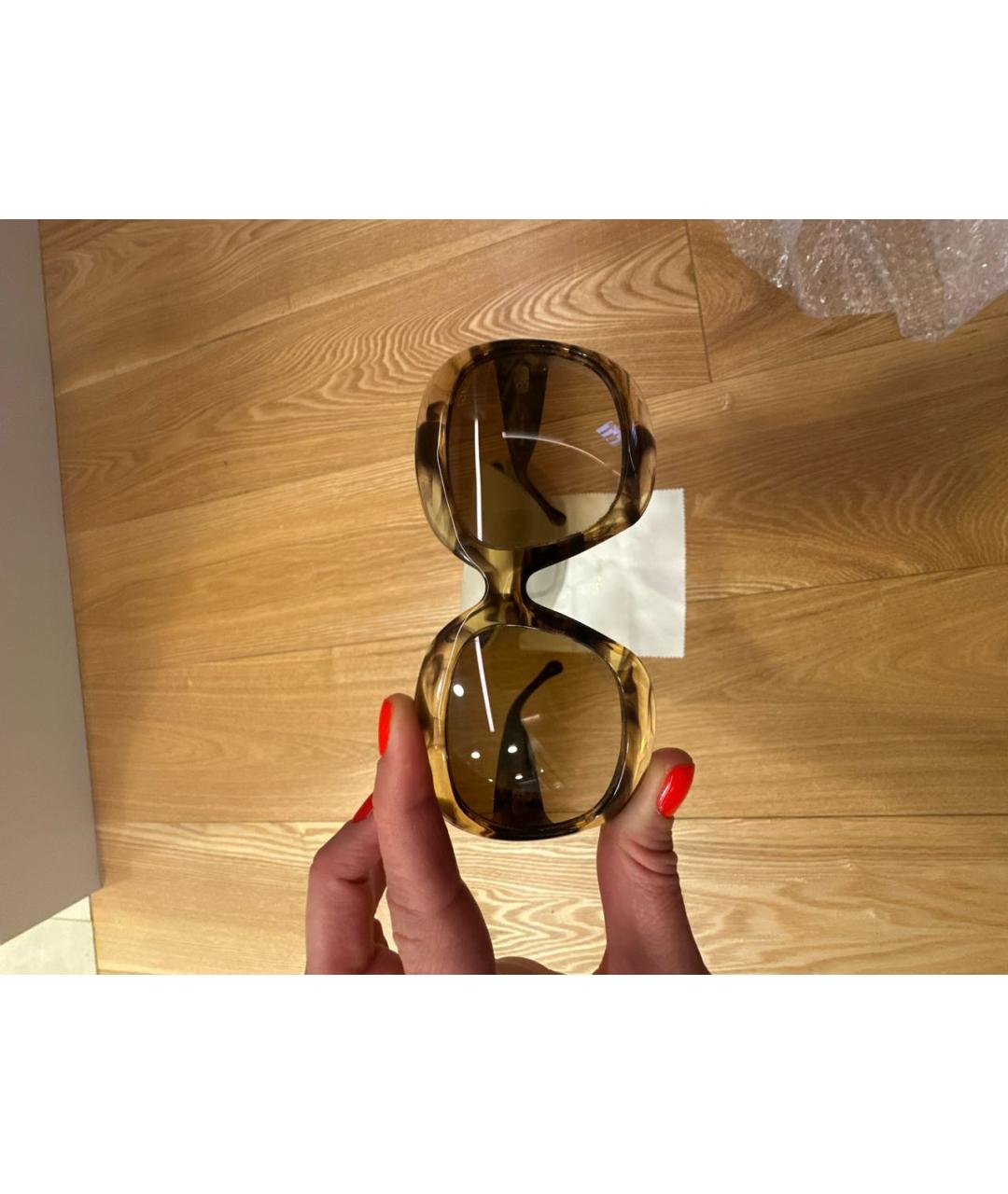 TOM FORD Бежевые пластиковые солнцезащитные очки, фото 8