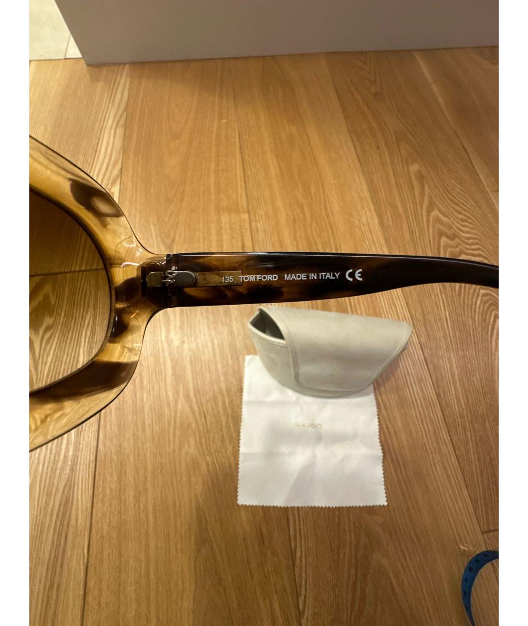 TOM FORD Бежевые пластиковые солнцезащитные очки, фото 5