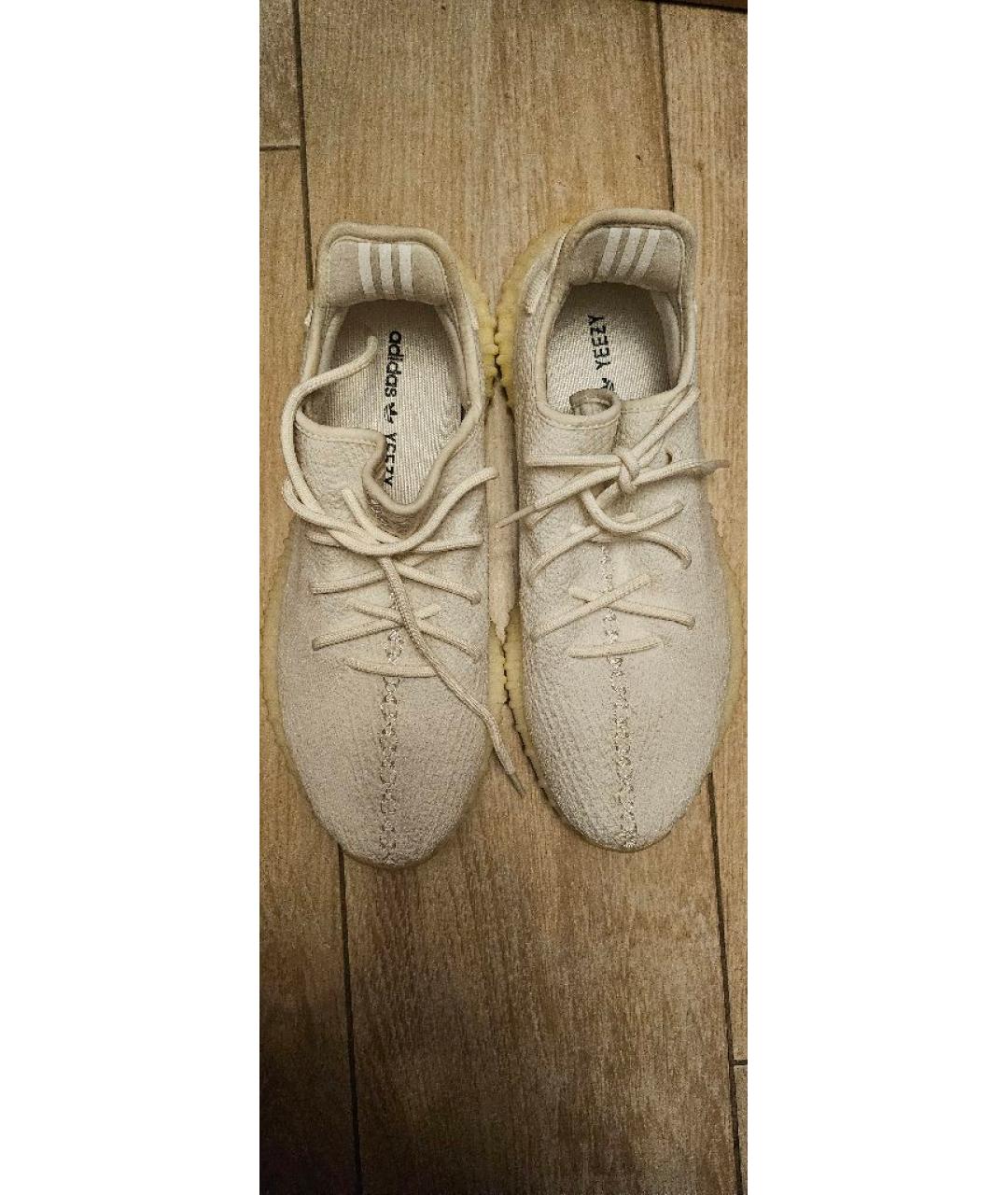 ADIDAS YEEZY Белые текстильные низкие кроссовки / кеды, фото 2