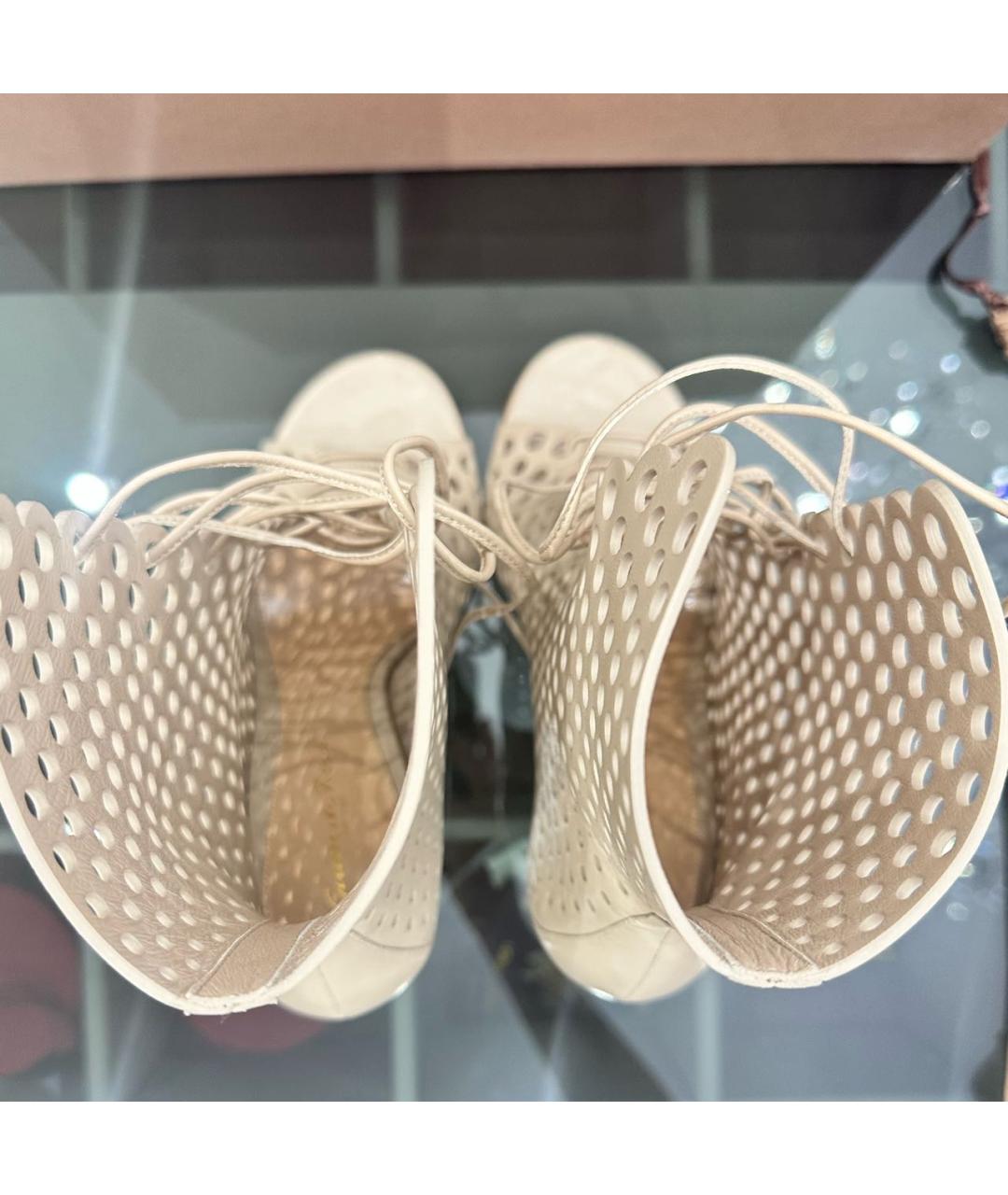 GIANVITO ROSSI Бежевые кожаные ботильоны, фото 7