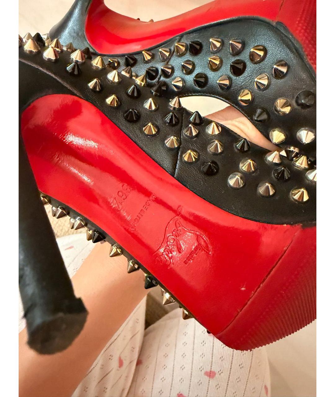 CHRISTIAN LOUBOUTIN Черные кожаные туфли, фото 5