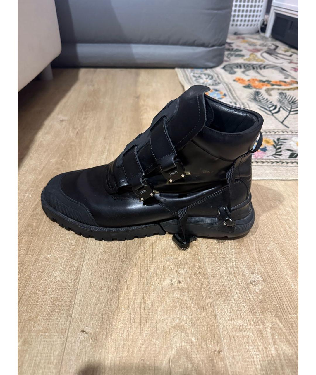 CHRISTIAN DIOR Черные кожаные высокие ботинки, фото 5