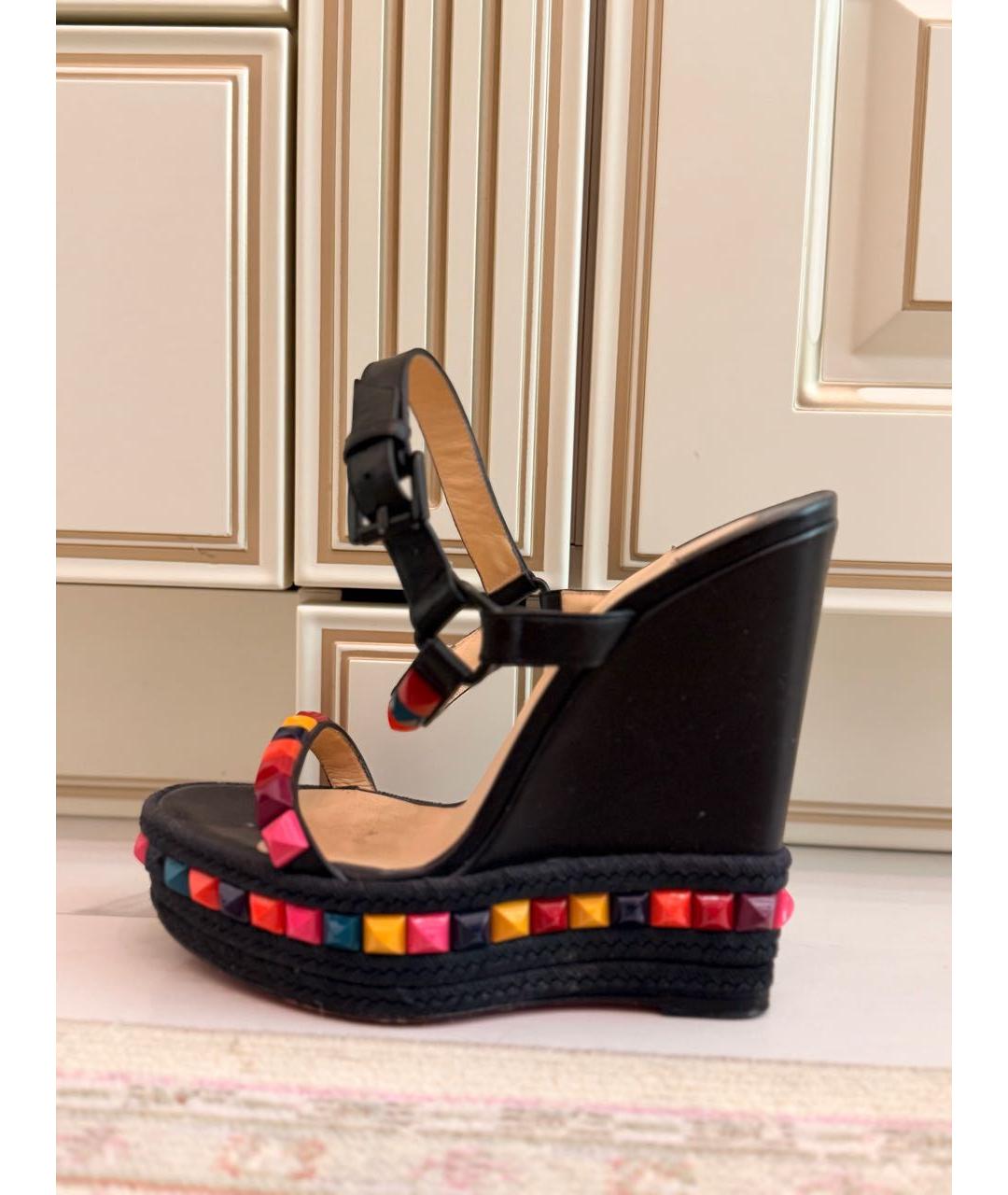 CHRISTIAN LOUBOUTIN Черные кожаные босоножки, фото 7