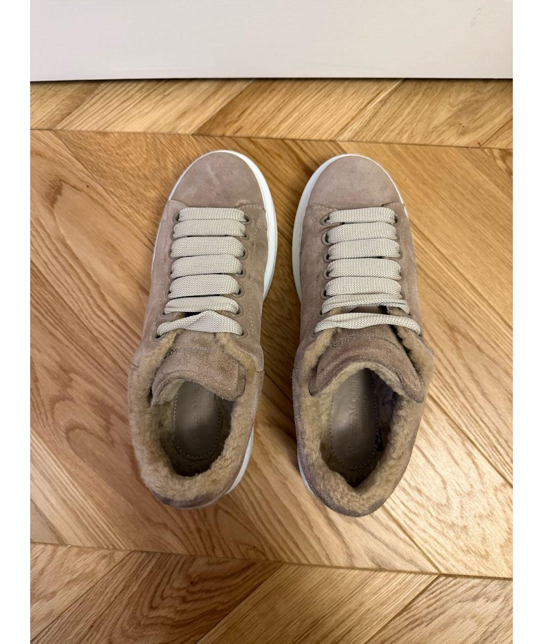 ALEXANDER MCQUEEN Бежевые замшевые кеды, фото 3