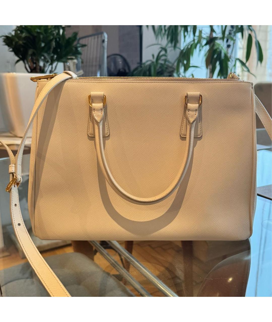 PRADA Белая кожаная сумка тоут, фото 2