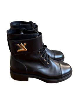 LOUIS VUITTON Ботинки