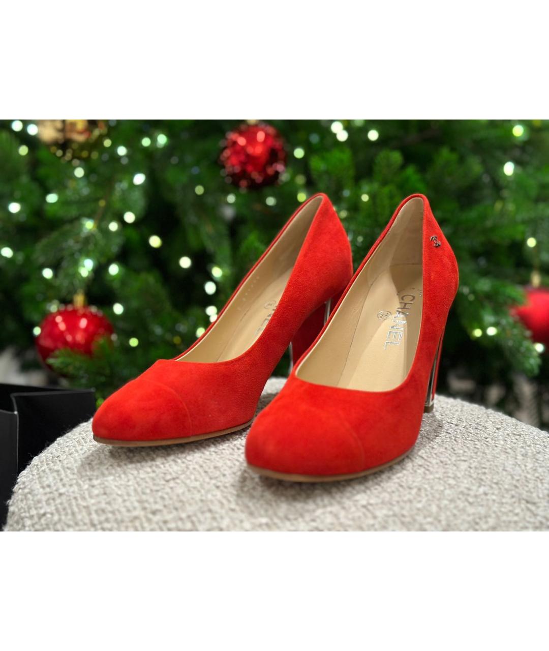 CHANEL Красные замшевые туфли, фото 5
