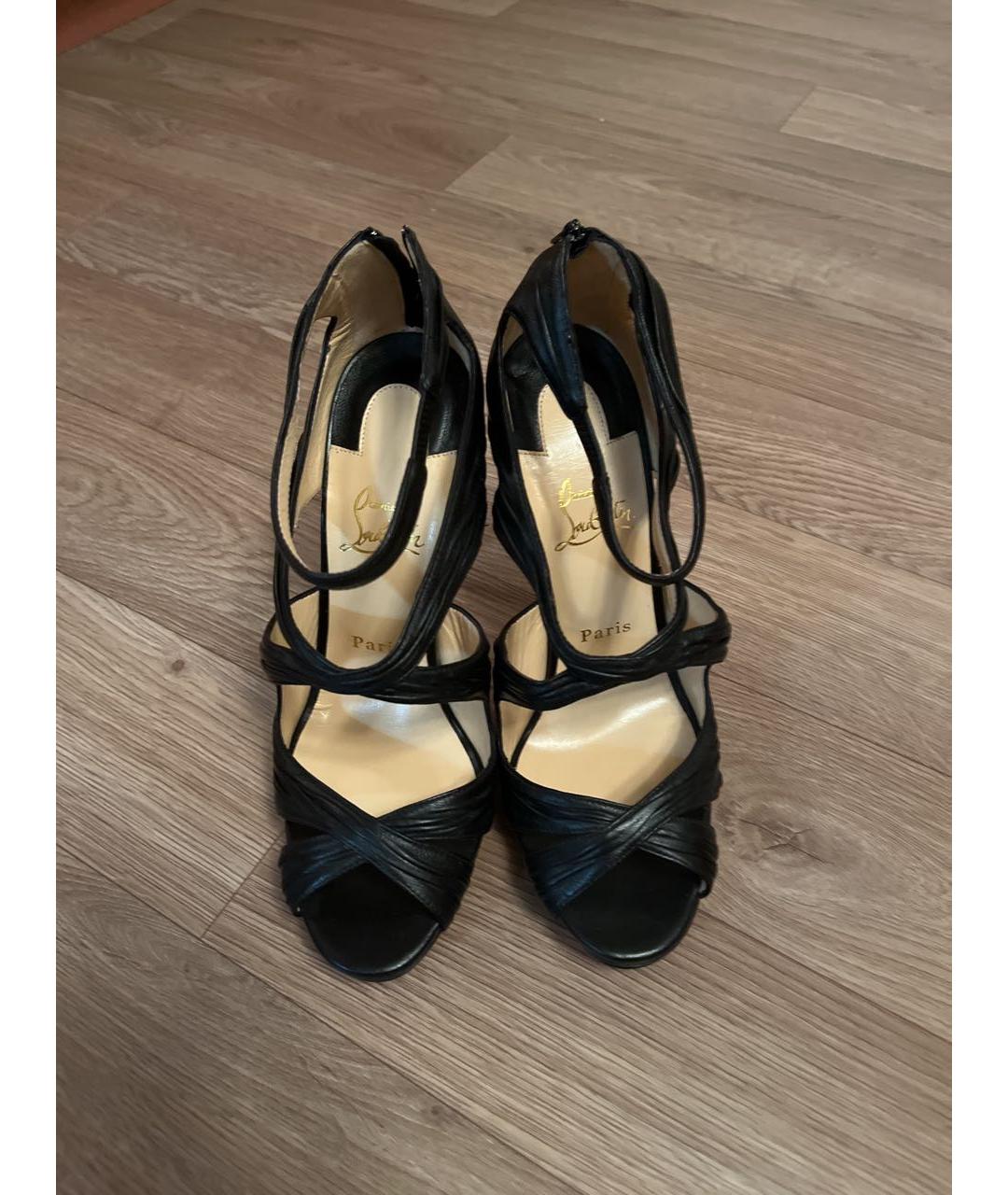 CHRISTIAN LOUBOUTIN Черные кожаные босоножки, фото 2