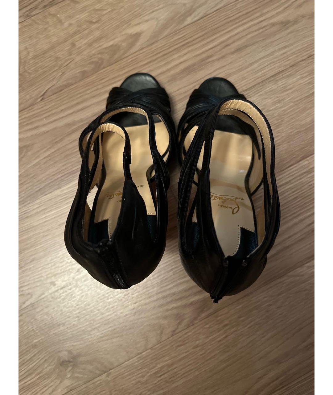 CHRISTIAN LOUBOUTIN Черные кожаные босоножки, фото 3