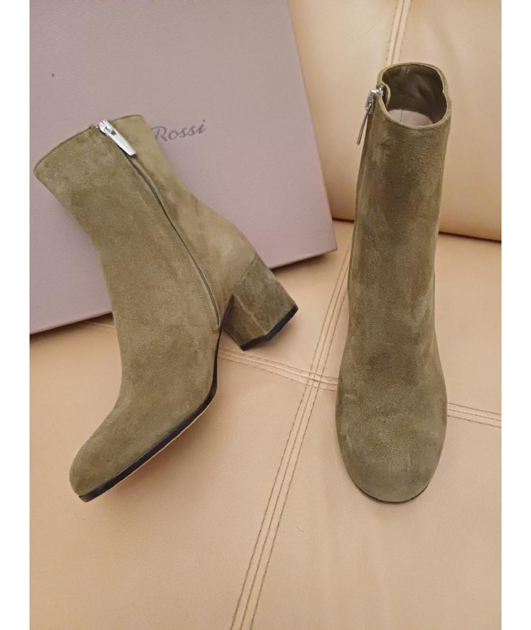 GIANVITO ROSSI Бежевые замшевые ботильоны, фото 4