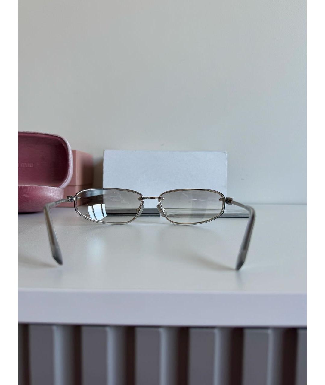 MIU MIU Серебряные металлические солнцезащитные очки, фото 5