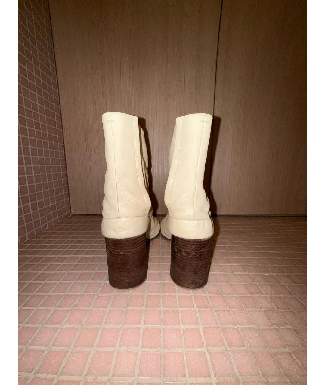MAISON MARGIELA Бежевые кожаные ботильоны, фото 4