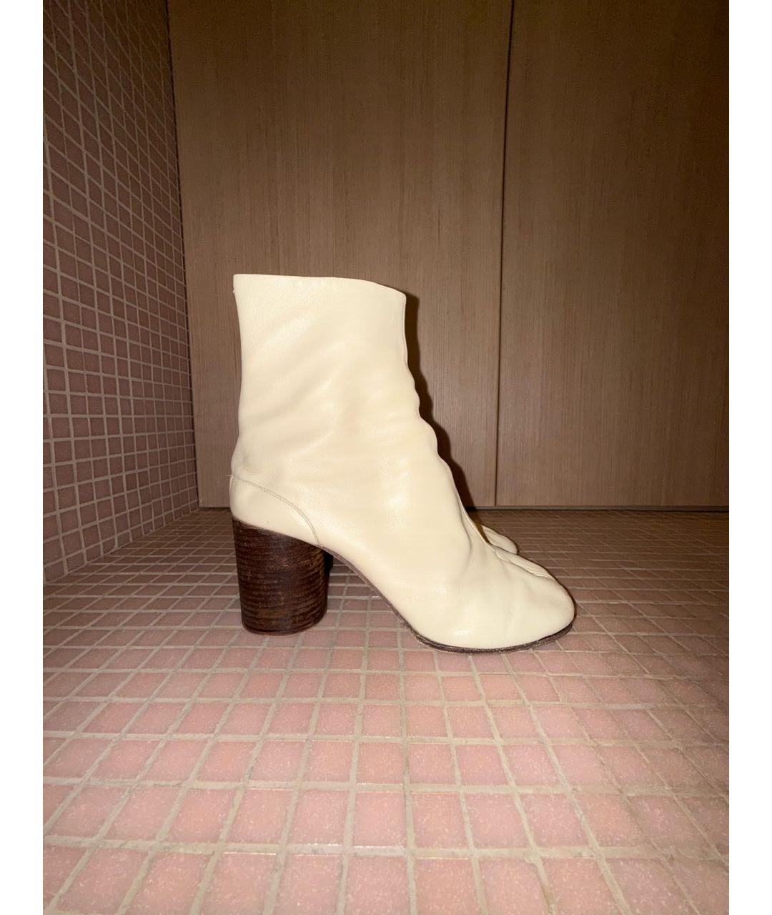 MAISON MARGIELA Бежевые кожаные ботильоны, фото 7