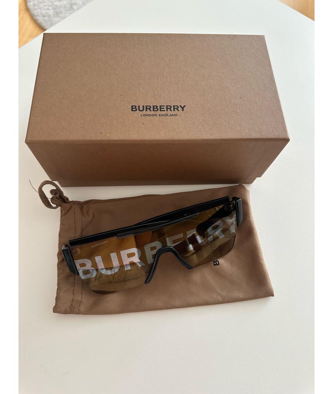 BURBERRY Черные пластиковые солнцезащитные очки, фото 7