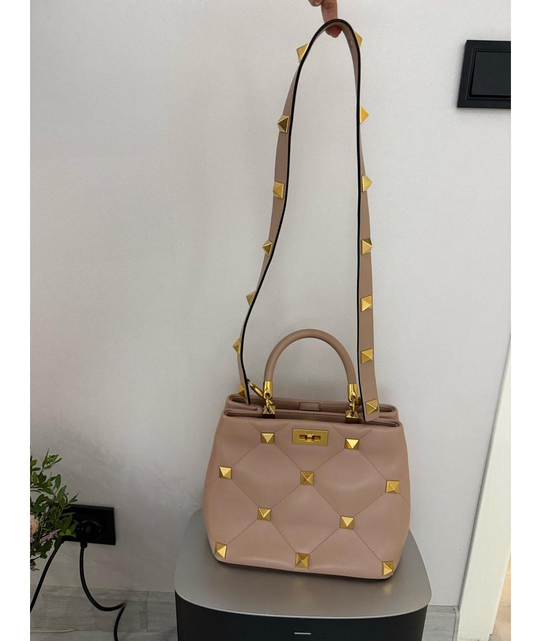 VALENTINO Бежевая кожаная сумка с короткими ручками, фото 2