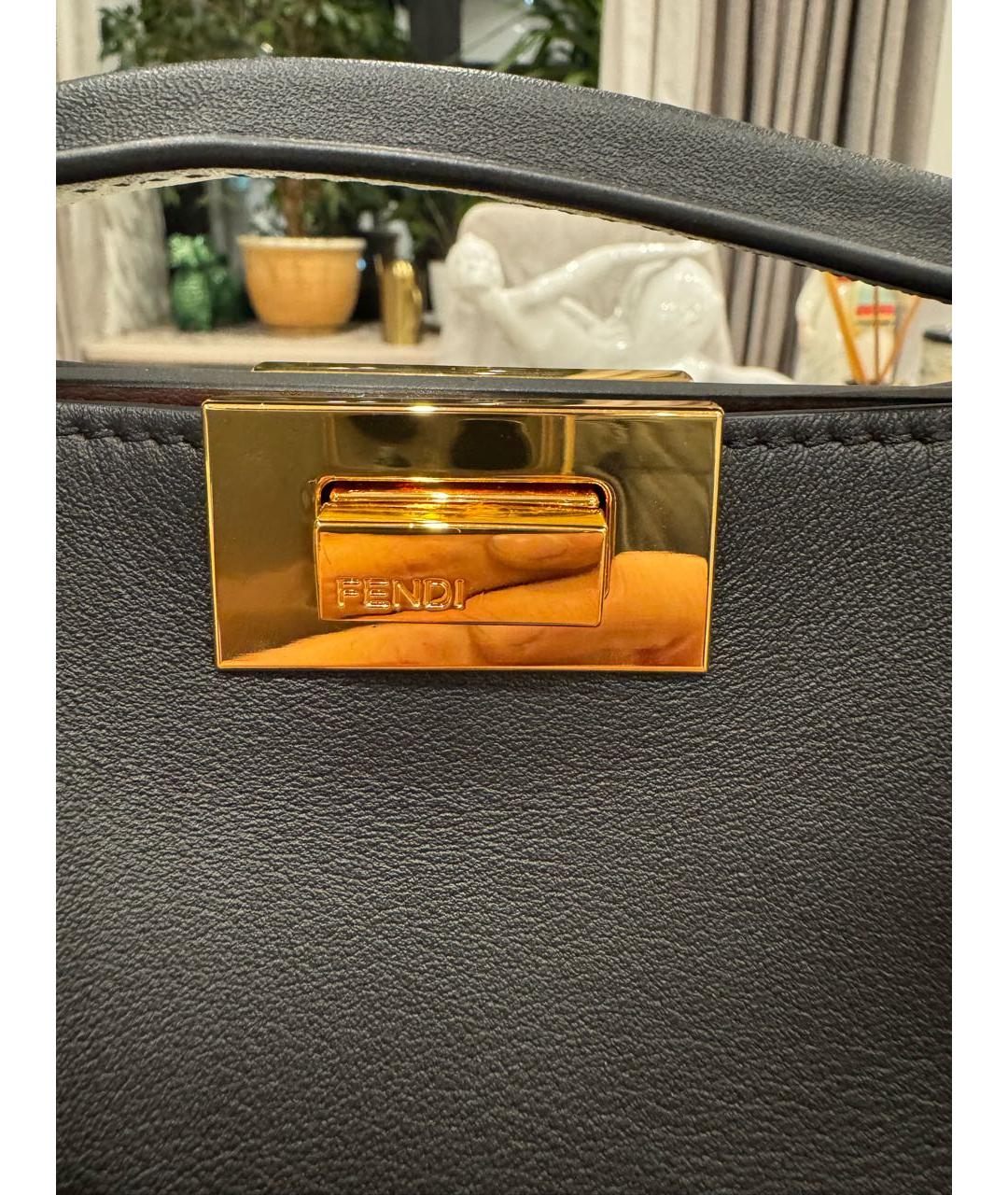 FENDI Черная кожаная сумка с короткими ручками, фото 4