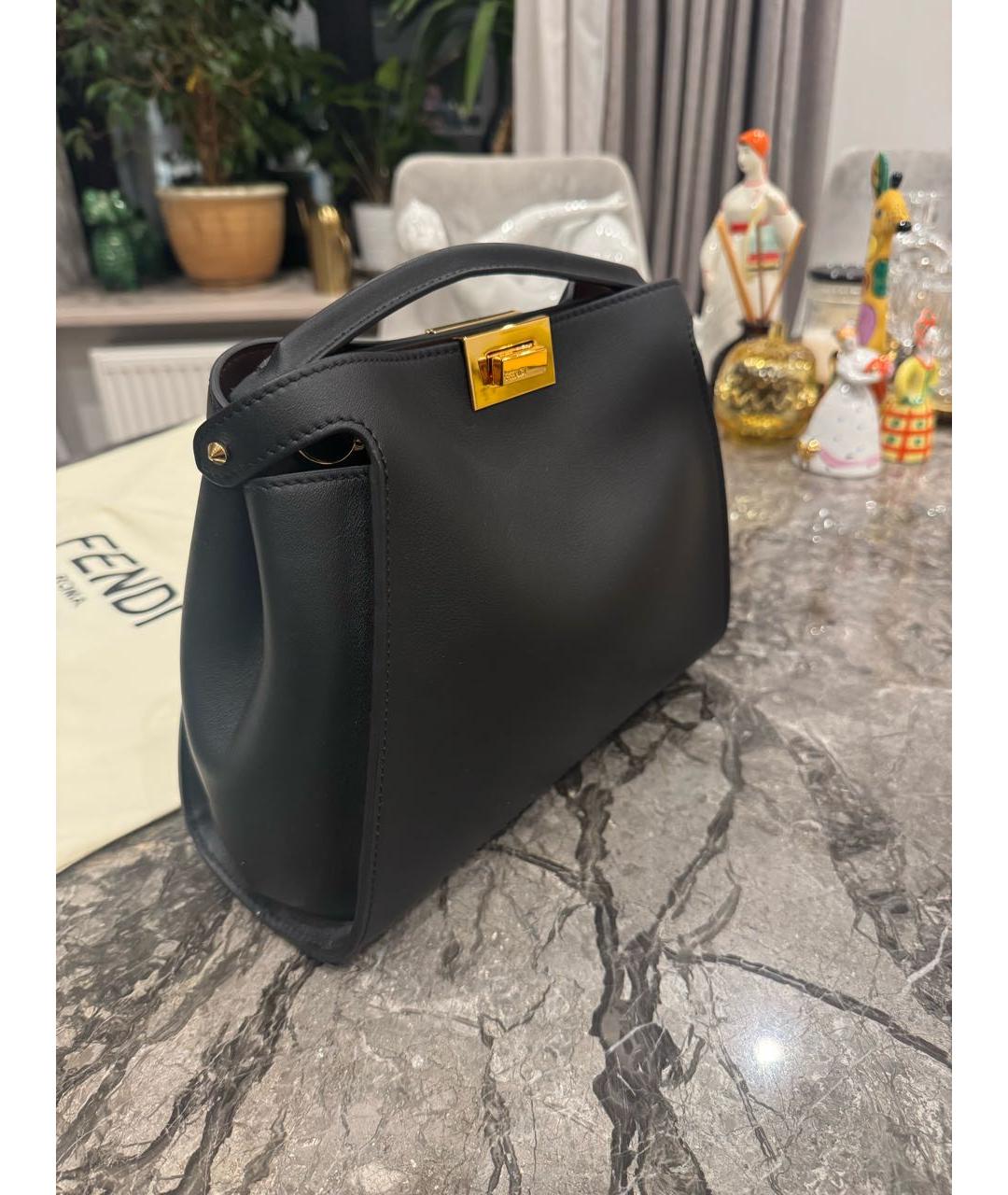 FENDI Черная кожаная сумка с короткими ручками, фото 2