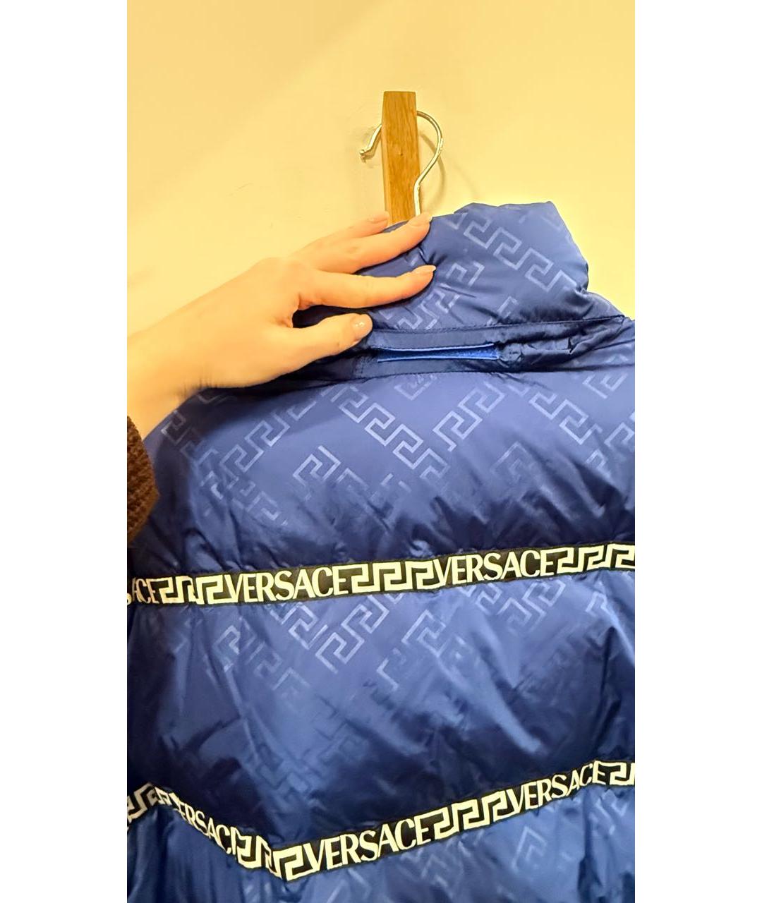 VERSACE Синий полиэстеровый пуховик, фото 3
