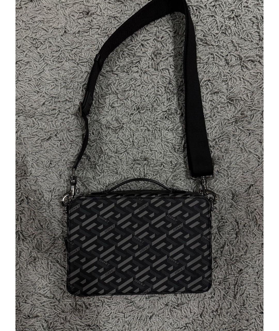 VERSACE Черная кожаная сумка на плечо, фото 2