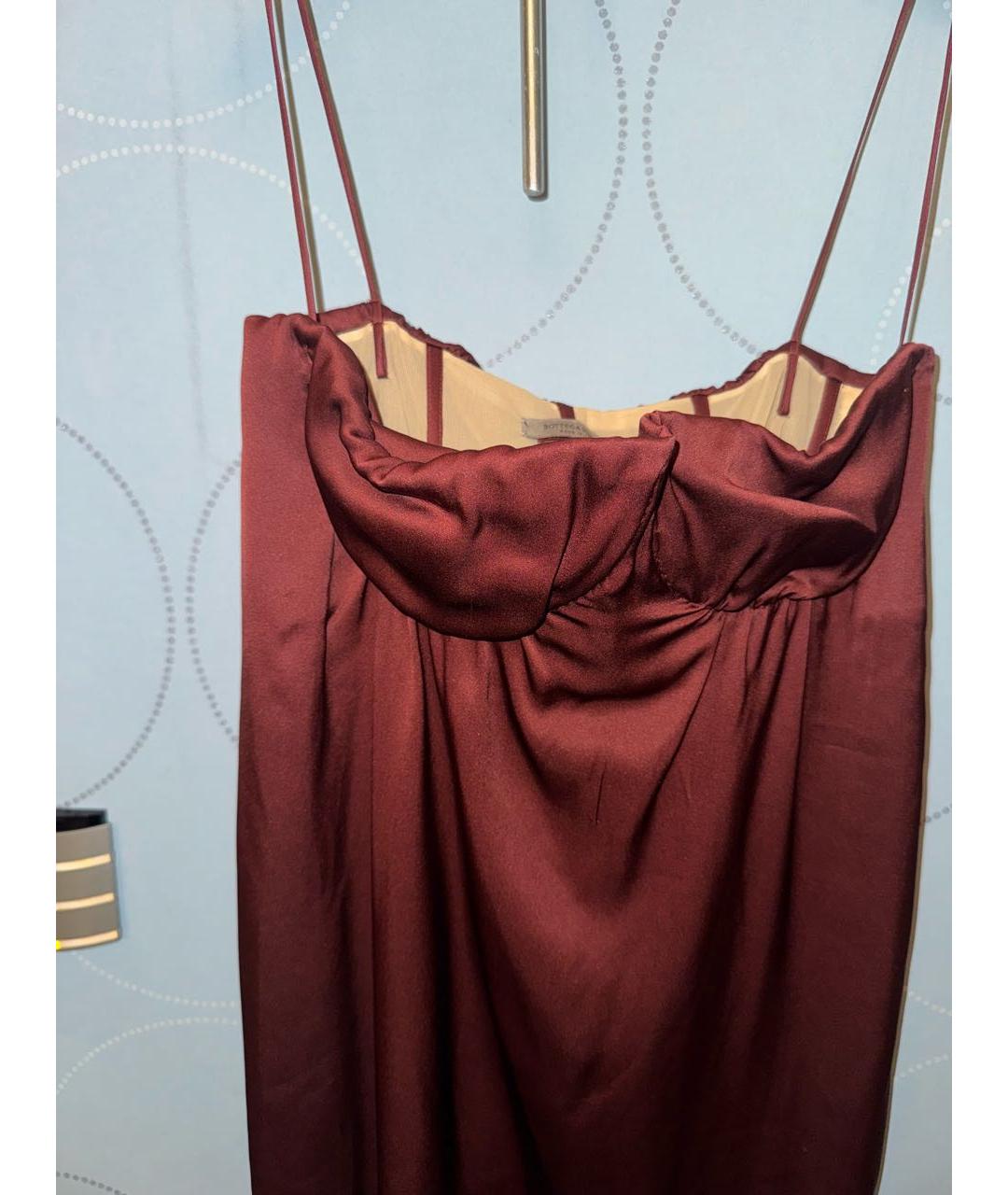 BOTTEGA VENETA Бордовое шелковое коктейльное платье, фото 3
