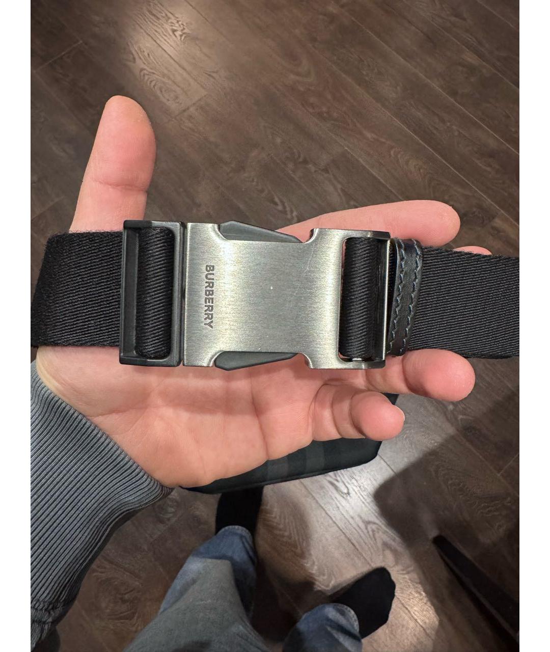 BURBERRY Антрацитовая поясная сумка из искусственной кожи, фото 4